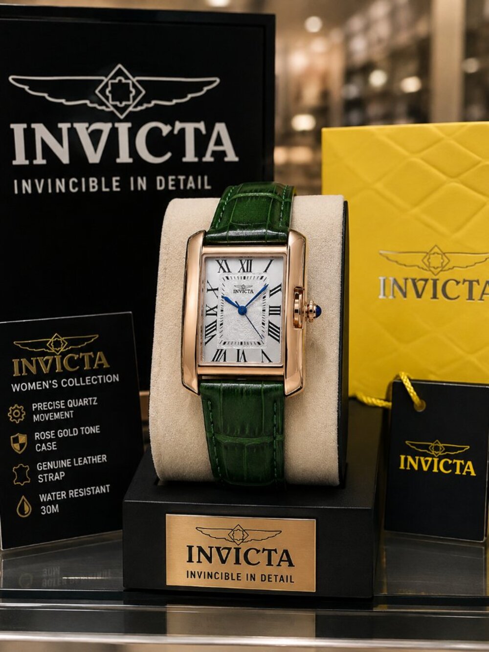 💚 Invicta Ladies’ Gold Tone & Green Adjustable Strap Watch NIB